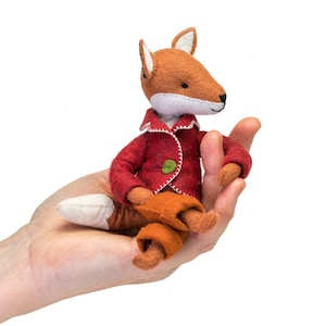 Felix fox kit, Felt fox ornament, Felt Animal Craft Kit Fox sewing kit, hand-sewing kit, beginner sewing kit, DIY sewing, fantastic fox image 1