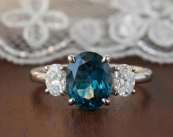 Oval London Blue Topaz Engagement Ring, 3 Stone Gemstone Ring, Vintage Style Oval Cut Anniversary Ring for Women, Solid Silver Ring