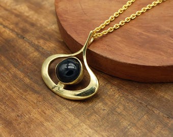 Black Onyx Pendant Necklace: Handmade Gold Necklace