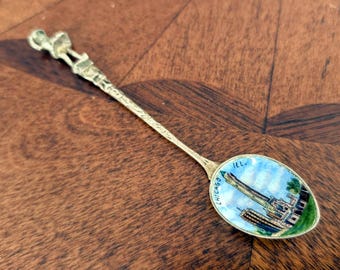 Cuchara de recuerdo antigua: Cuenco esmaltado pintado de la Ciudad de los Vientos de Chicago, Illinois, Italia