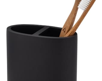 Toothbrush holder