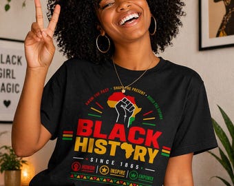 T-shirt Black- Black History T-Shirt – Bold Afro Pride Graphic Tee, Pan-African Colors, Cultural Statement Unisex Short Sleeve Shirt