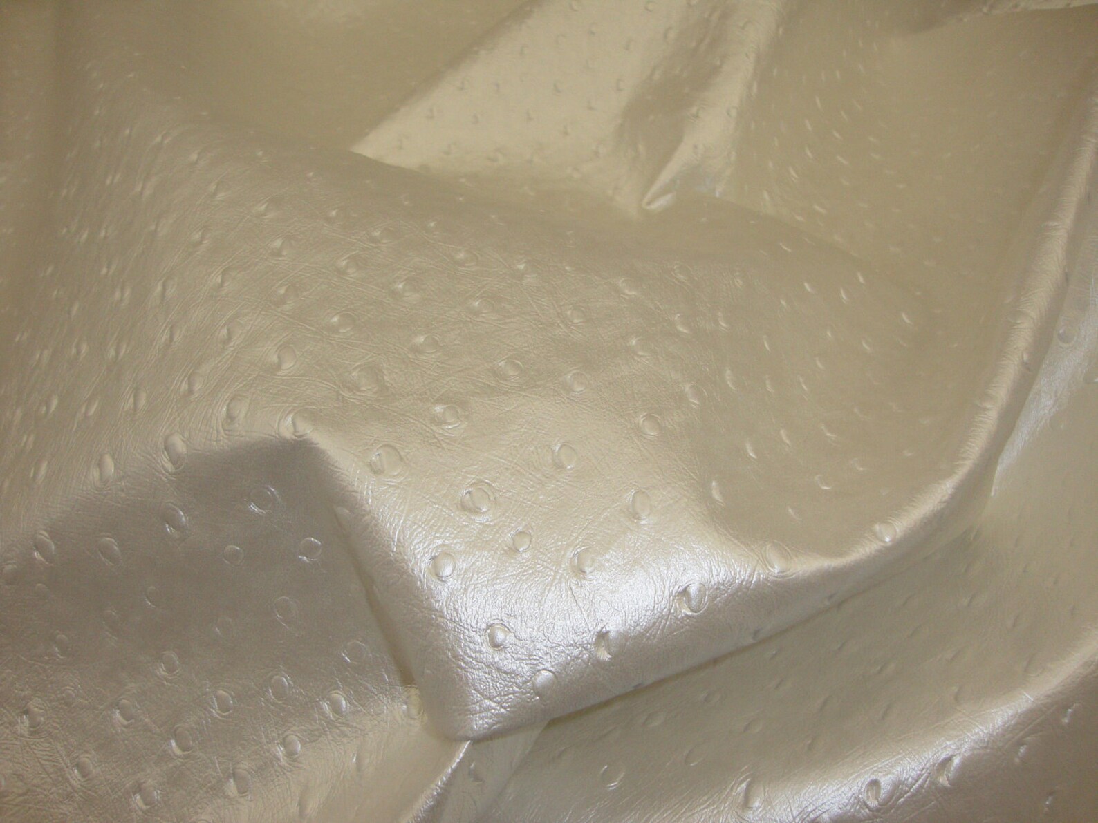 Pearl Metallic Ostrich Upholstery Vinyl Fabric per Yard Etsy