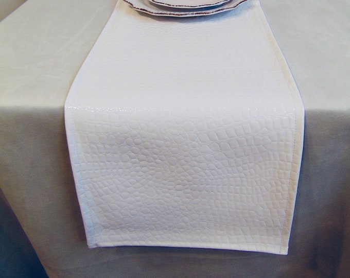 Vinyl white croco Table Runner 14x108, Home Decor, Kitchen Decor, Hospitality Gift, Housewarming, Traditional, Modern, Rustic, Man Cave