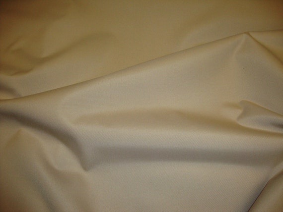 Heavy Duty Waterproof 600 Denier Polyester Canvas Fabric White