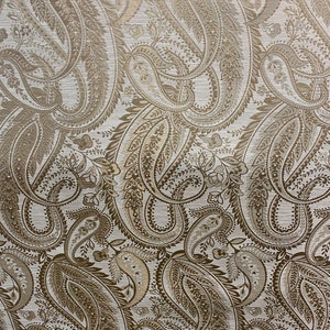 Late  Paisley Jacquard Upholstery Drapery fabric