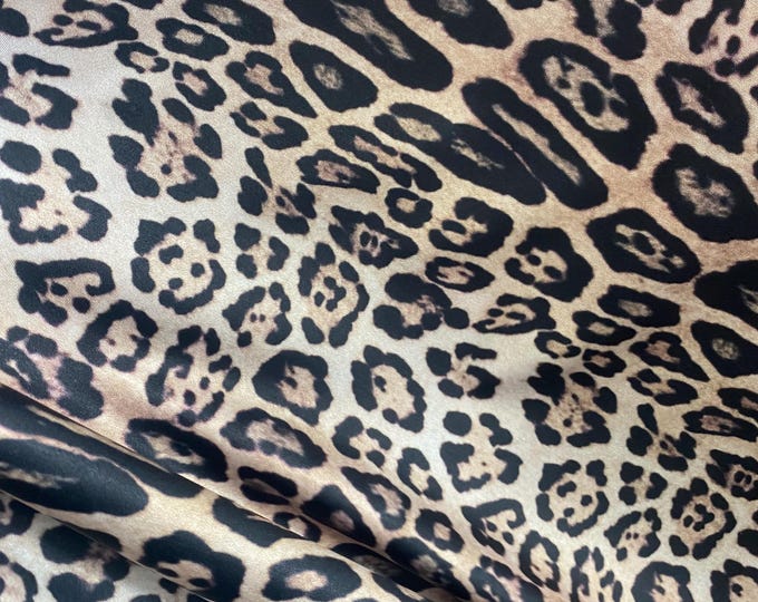 Light gold leopard nylon spandex 4way 58/60"