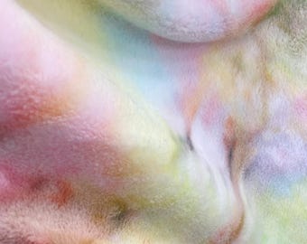 Ultra Soft Tie-Dye Minky Fabric – Thick, Plush & Perfect for Blankets and Crafts