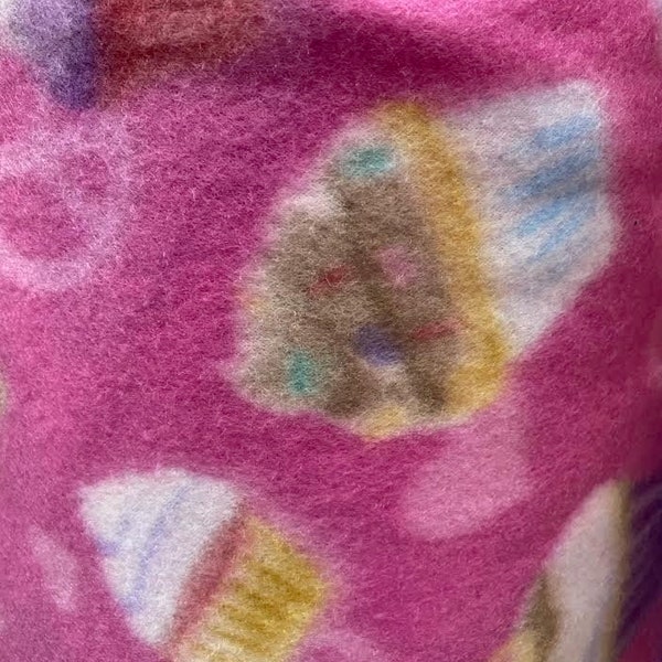 Pattern Print Dessert Cupcake Hooded Blanket