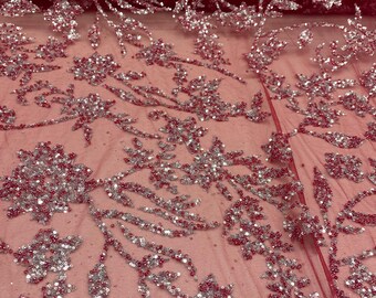 Tela de encaje con lentejuelas florales rojas y plateadas – Malla bordada de lujo para vestidos de novia, vestidos de fiesta y vestidos de noche.