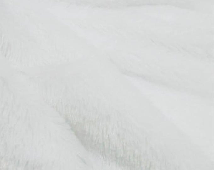 White Bear Short Hair Faux Fur Fabric – Soft Plush Fur by the Yard, Luxury White Faux Fur for Sewing, Upholstery, Costumes, and Crafts