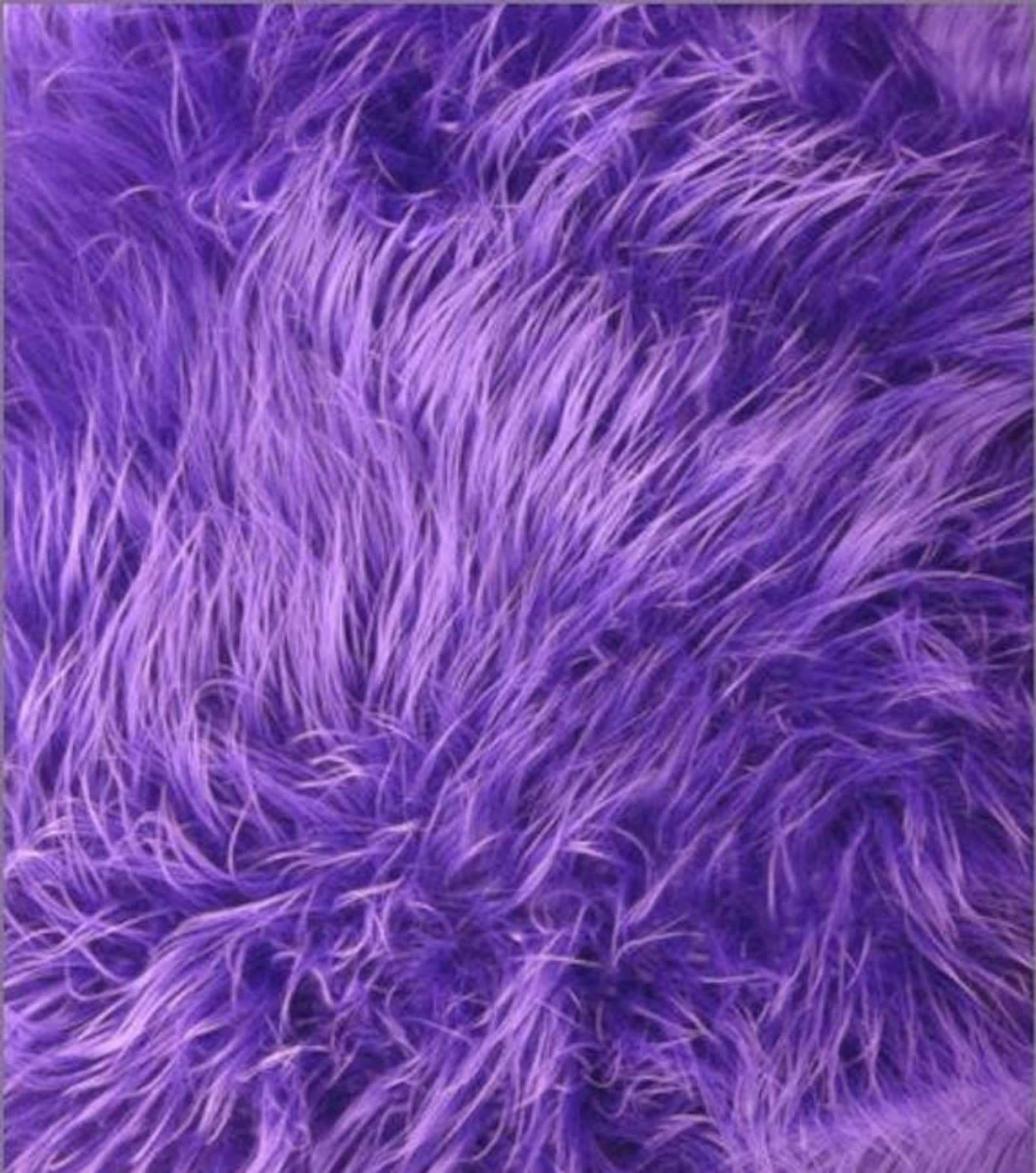Фиолетовый мех. Цветная шерсть. Сиреневая шерсть. Фиолетовая шерсть