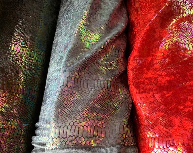 Iridescent Alligator design hologram clear ilusión foil on heavy stretch velvet 4way stretch 58/60