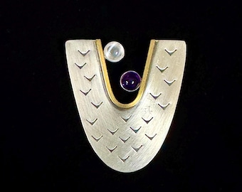 Vintage Sterling Silver Brooch by Deborah Close
