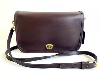 Vintage Coach Pocket Purse in Mahogany Leather, Style 9755, Made in USA