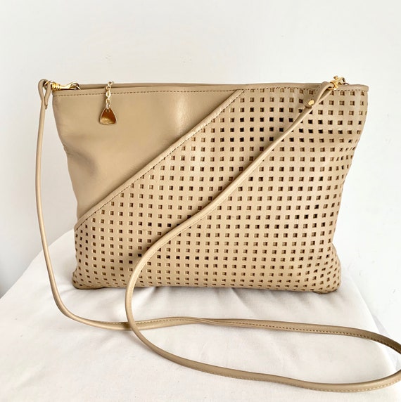 Brio Beige Leather Rectangular Shoulder Bag/ Clutc