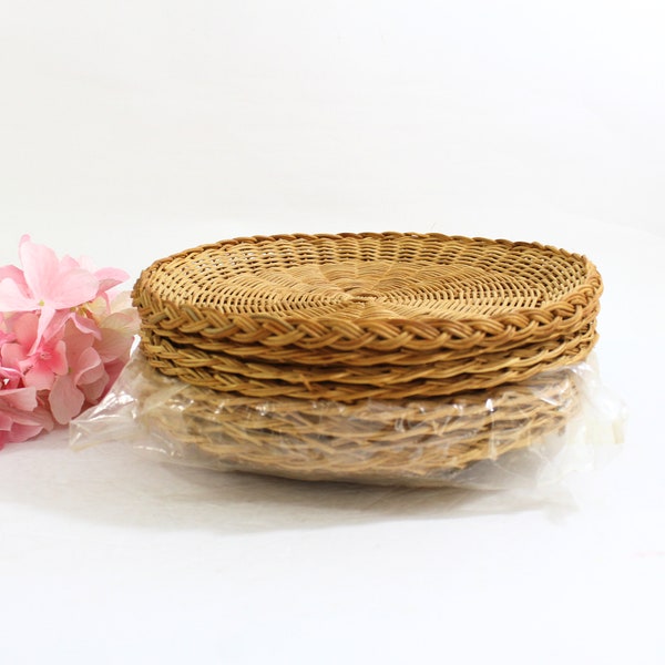 Vintage Paper Plate Holders (8) Bamboo & Wicker Natural Color, Picnic Plate Holders for Up to 9" Plates