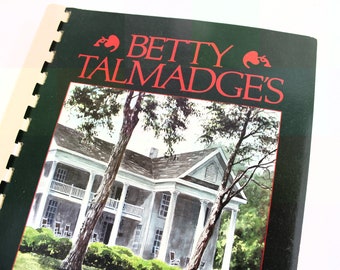 Lovejoy Plantation Cookbook by Betty Talmadge with Sample Menus & Plenty of Southern Dishes, Vintage 80s