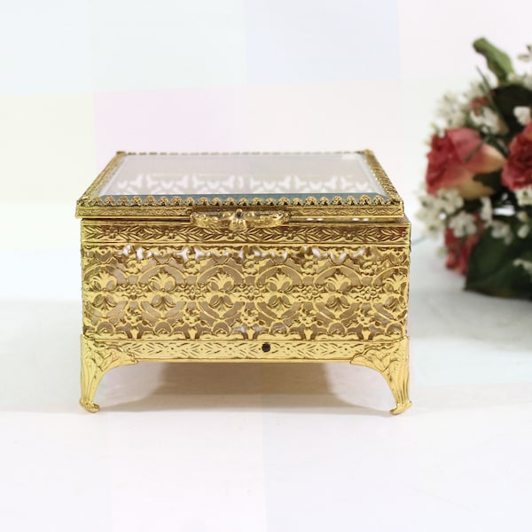 Vintage Hollywood Regency Footed Trinket Box Jewelry Box with Clear Beveled Glass Lid & Gold Filigree Sides