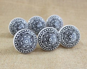 Ceramic Black & White Knobs Set 6, Round with Hardware