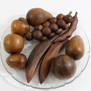 Vintage Wooden Fruit with Nice Wood Grain 10 Pieces - Apples Pears Bananas, Pea Pod, Grapes, Others