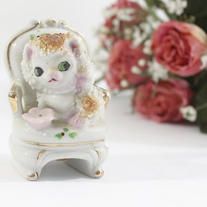 Vintage Enesco Spaghetti Poodle Figurine: Mid-Century Made in Japan