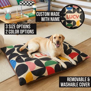 Op maat gemaakte hondenmand met naam, gepersonaliseerd kussen met modern Bauhaus-patroon uit het midden van de eeuw voor huisdieren (honden en katten)