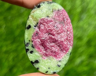 AAA+ Natural Ruby Zoisite Druzy Cabochon: Handmade Oval Gemstone (32x25x10mm, (79.65ct)