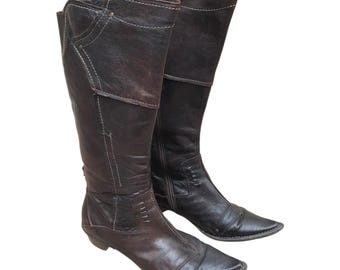 Stivali vintage anni 2000 in pelle marrone italiana con punta affusolata e tacco di Khrio – Indie Sleaze – Taglia 7.5