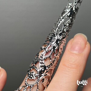 gothic rings, nail rings,cosplay armor,hand chain bracelet, vampire jewelry, vampire jewelry,finger armor, claw rings, finger claws, gothic ring, full finger ring, y2k ring, gothic jewelry, gemstone ring, dainty ring, garnet ring, Stacking Ring, gift for mom, mothers day gift, gift for her, gift for him, Gifts for Girlfriend, dark jewelry, gothic ring, goth ring, celestial ring, thumb ring, fidget ring, sister ring, witchy ring,gothic jewelry, punk ring, fantasy ring, y2k ring, halloween jewelry