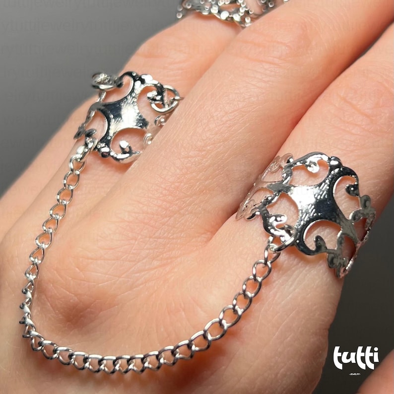gothic rings, nail rings,cosplay armor,hand chain bracelet, vampire jewelry, vampire jewelry,finger armor, claw rings, finger claws, gothic ring, full finger ring, y2k ring, gothic jewelry, gemstone ring, dainty ring, garnet ring, Stacking Ring, gift for mom, mothers day gift, gift for her, gift for him, Gifts for Girlfriend, dark jewelry, gothic ring, goth ring, celestial ring, thumb ring, fidget ring, sister ring, witchy ring,gothic jewelry, punk ring, fantasy ring, y2k ring, halloween jewelry