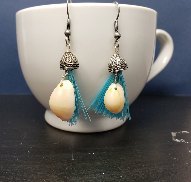 Sea Shell Tassel Dangle Earrings image 0