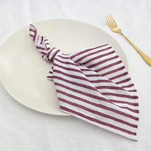 Handgjord rödvit randig bomullsservett, lantligt bordslinne, återanvändbar middagsservett, rustik matdekoration