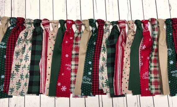 COUNTRY Christmas Farmhouse Rag Garland Banner, Red, Green, Check, Plaid, Christmas Decor, Rag Banner Il_570xn