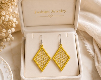 FSL Earrings, Diamond Shape Geometric lace Earrings, Machine Embroidery Design, Digital Download.