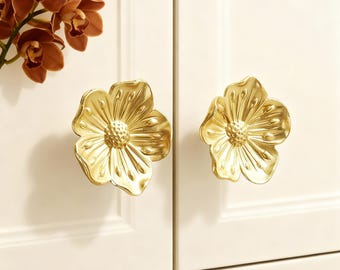 Plum Blossom Cabinet Knob: Brass Drawer Pull
