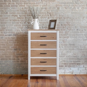 Handmade Hickory Wood 5-Drawer Dresser: Modern Farmhouse Style