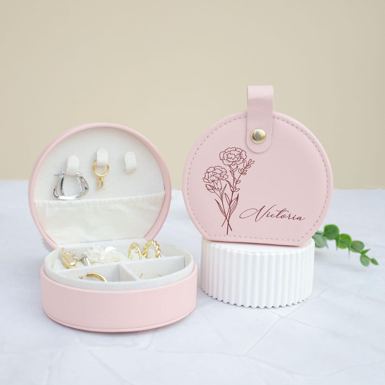 Leather Jewelry Box with Birth Flower, Custom Jewelry Case, Wedding Favors, Bridesmaid , Christmas Gift, Gifts for Her