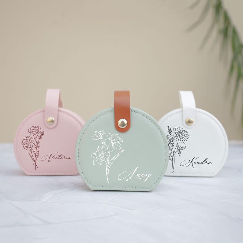 Leather Jewelry Box with Birth Flower, Custom Jewelry Case, Wedding Favors, Bridesmaid , Christmas Gift, Gifts for Her