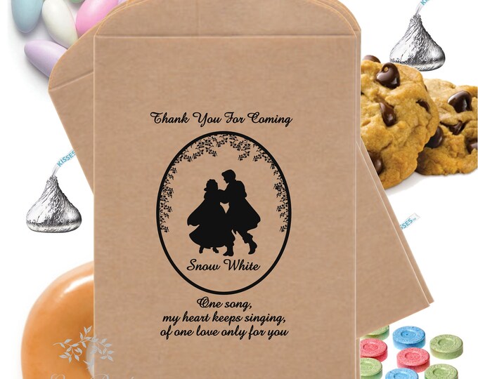 24 Personalized Wedding Favor Bags Snow White Candy Buffet Bag Cookie Bag Wedding Favor Sweet Sixteen Quinceanera lovebirdslane #TBQ-0001-0