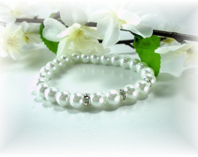 Pearl and Crystal Bracelet - Bridesmaid gifts - Special Gifts for Her