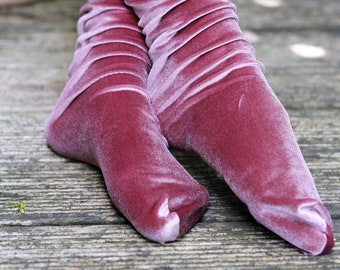 Dusky Pink Ankle High Stretch Velvet Socks with Centre Seam