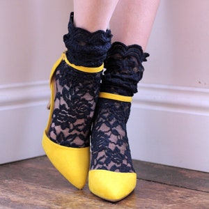 Navy BLUE TULLE  lace socks with  ROSES - Raw French Tulle Fashion Ankle Socks - Retro 50s Socks for sandals - Valentines Gift Box