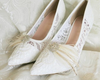 Shoe Clips Ivory Feather Bride Bridal, Rhinestone Crystal Silver Wedding Jewelry Accessory, Peacock Emu Feather Wedding Shoeclips #3