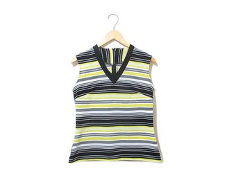 Vintage 1960s Mod Top | Black and Yellow 1970s Striped Tank Top | size medium