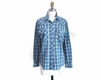 Vintage 1970s Western Shirt | Blue and Green 1970s Plaid Shirt | size medium