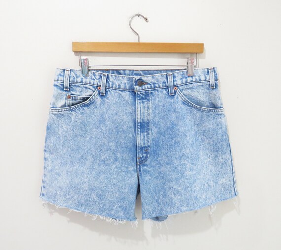 Vintage 80s Levis Cutoff Shorts | Light Acid Wash… - image 4