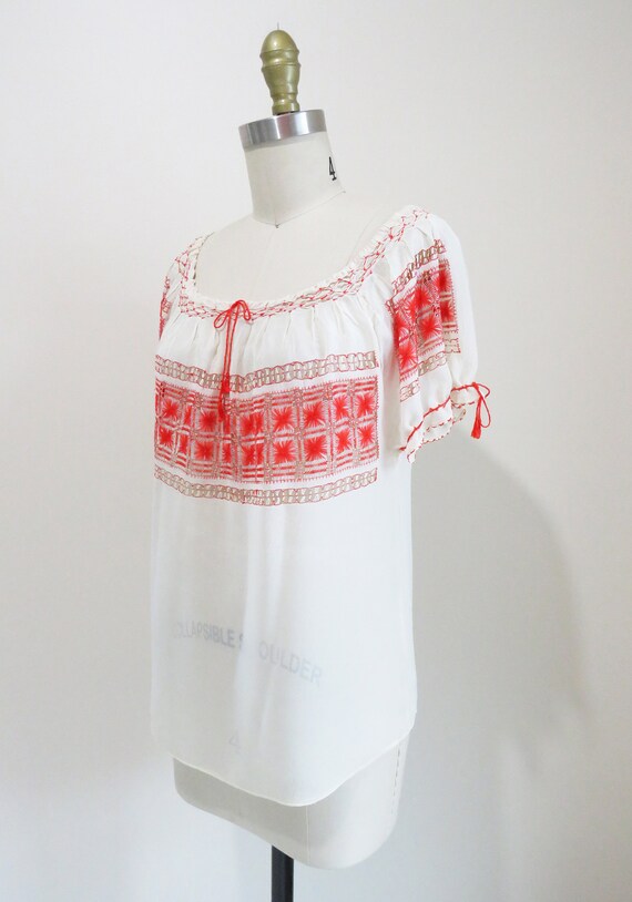 Vintage 1930s Peasant Blouse | Embroidered Red an… - image 3