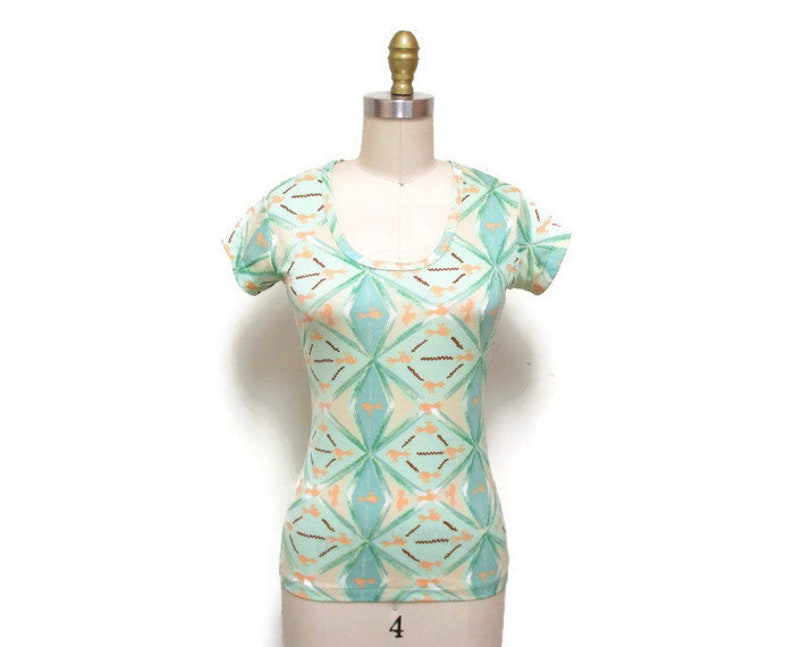 Vintage 1970s Bird Print Top Mint Green and Peach 1970s Novelty Print Shirt size small image 1