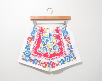 Vintage Upcycled Shorts | Vintage 1940s 50s Floral Tablecloth Shorts | size small - medium